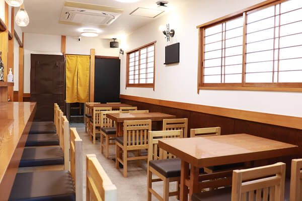 北大塚 灯（あかり）　店舗内観